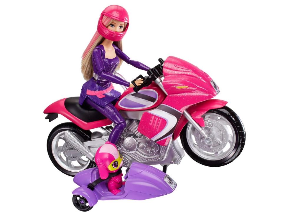 Barbie em versão mais radical com moto